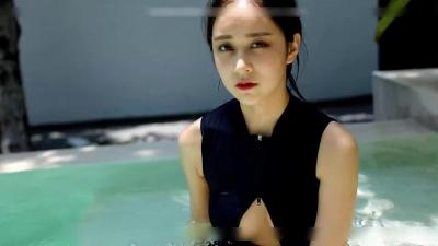 乔依琳苏梅岛私人定制旅拍:湿身诱惑写真全集